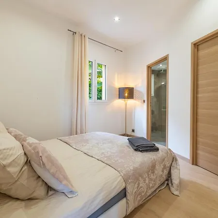 Superbe Avec Balcon Proche Monaco Lejlighed