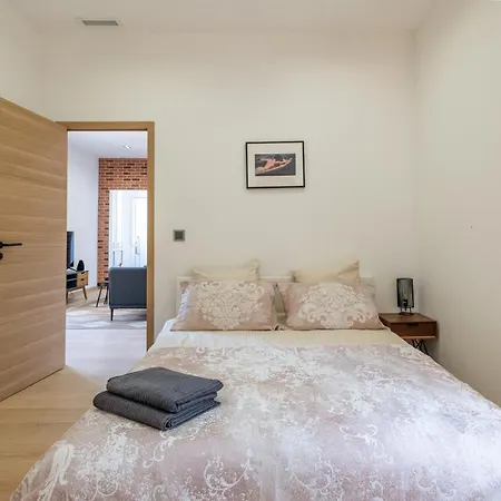 Lejlighed Superbe Avec Balcon Proche Monaco *