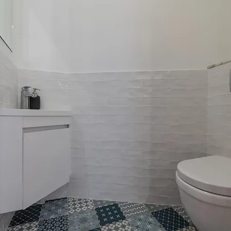 Lejlighed Superbe Avec Balcon Proche Monaco *