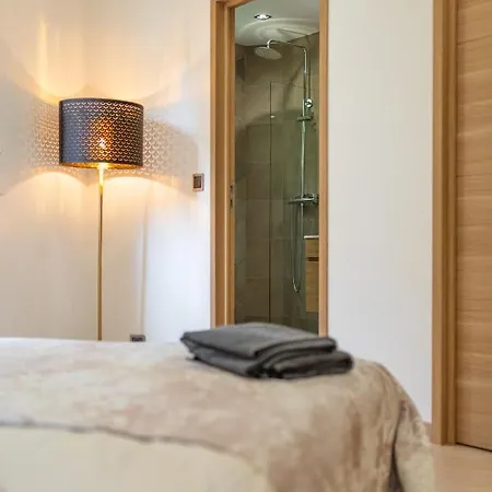 Apartment Superbe Avec Balcon Proche Monaco Beausoleil